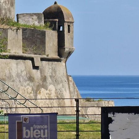 Suite Au Coeur De La Citadelle By Monarca Bastiya Dış mekan fotoğraf