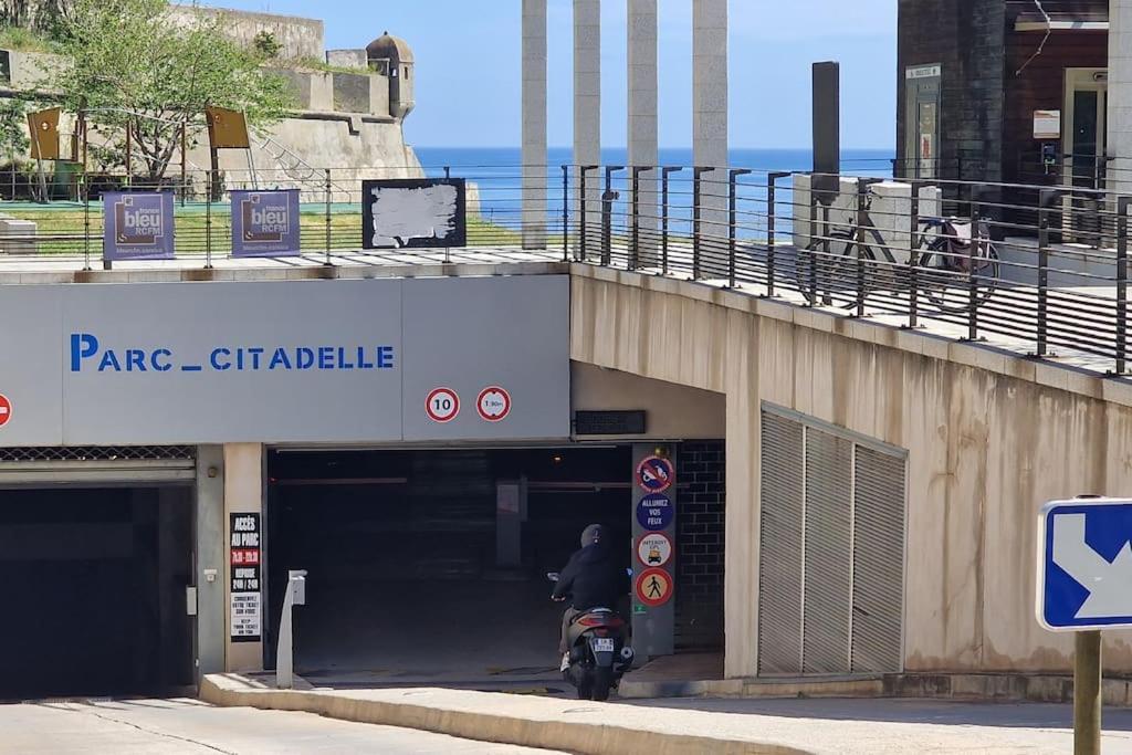Suite Au Coeur De La Citadelle By Monarca Bastiya Dış mekan fotoğraf